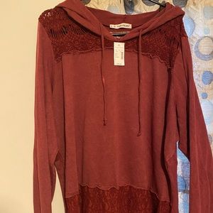 Maurice’s Plus size 3 hoodie. NWT. Maroon.